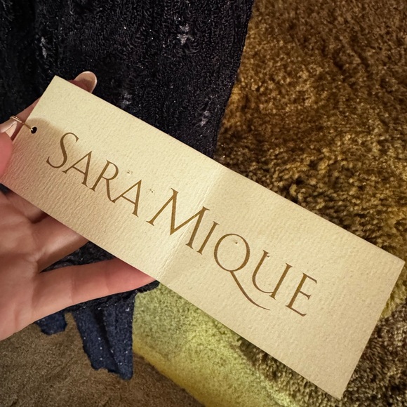 Sara Mique Gorgeous Blue Evening Gown NWT - Picture 4 of 6